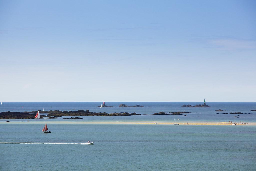 Hotelf1 Saint Malo Dinard La Richardais Exterior photo